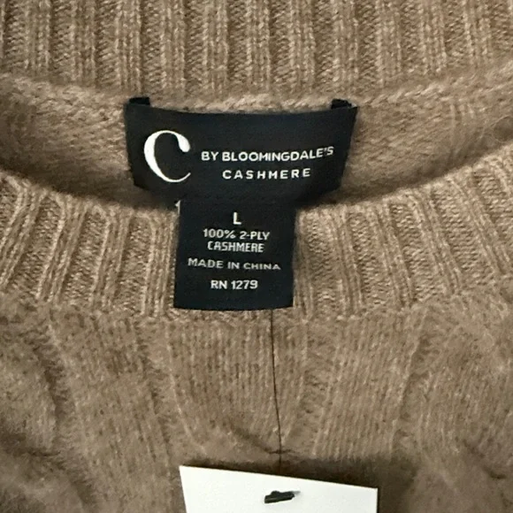 Bloomingdale's Women’s Cashmere Crewneck Sweater - Brown - Picture 3 of 7